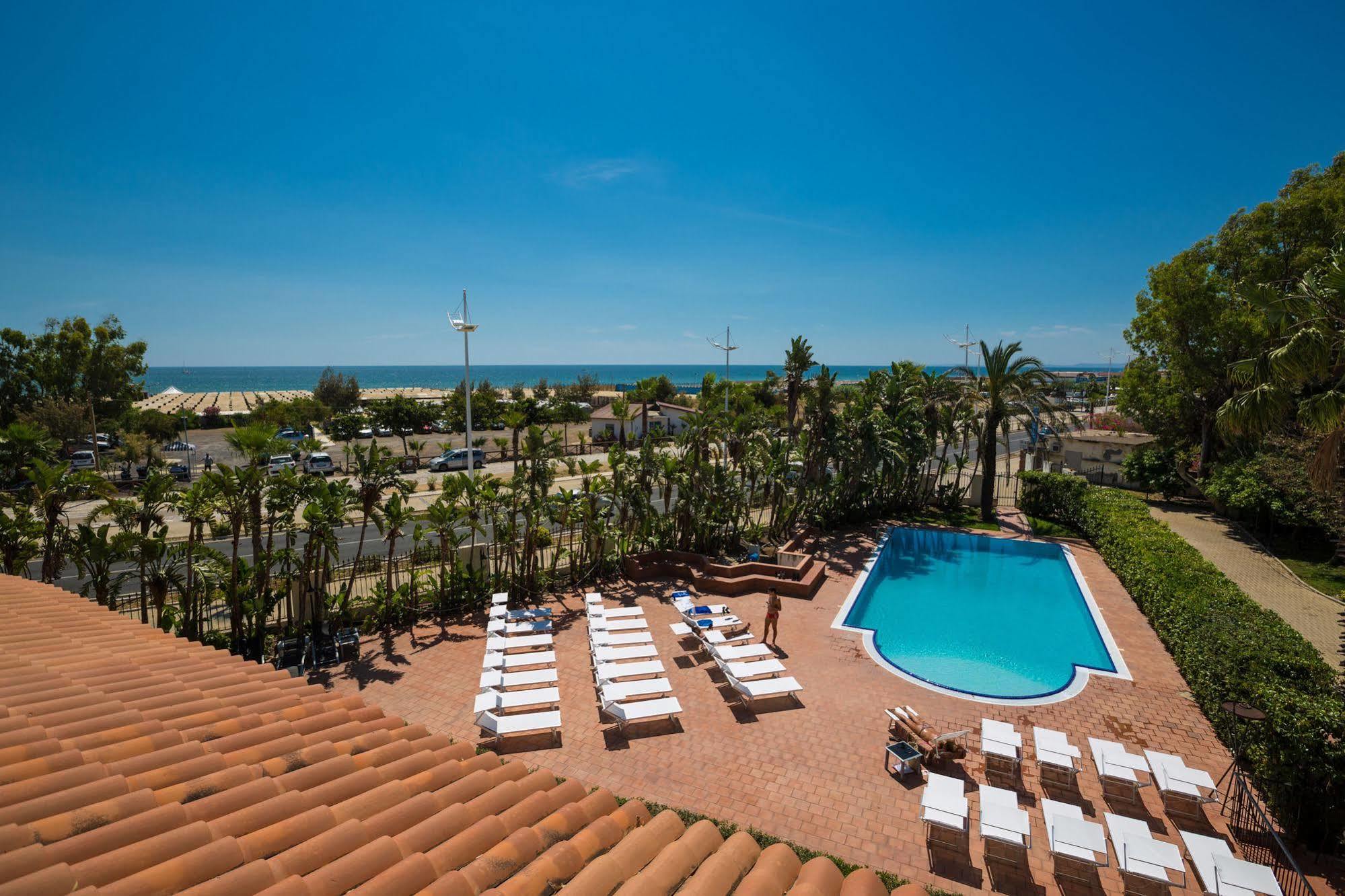 Le Dune Sicily Hotel Catania Esterno foto